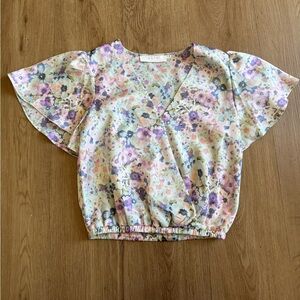 Astr Blue and Purple Floral Flutter Sleeve Wrap Blouse Women’s Size XS
